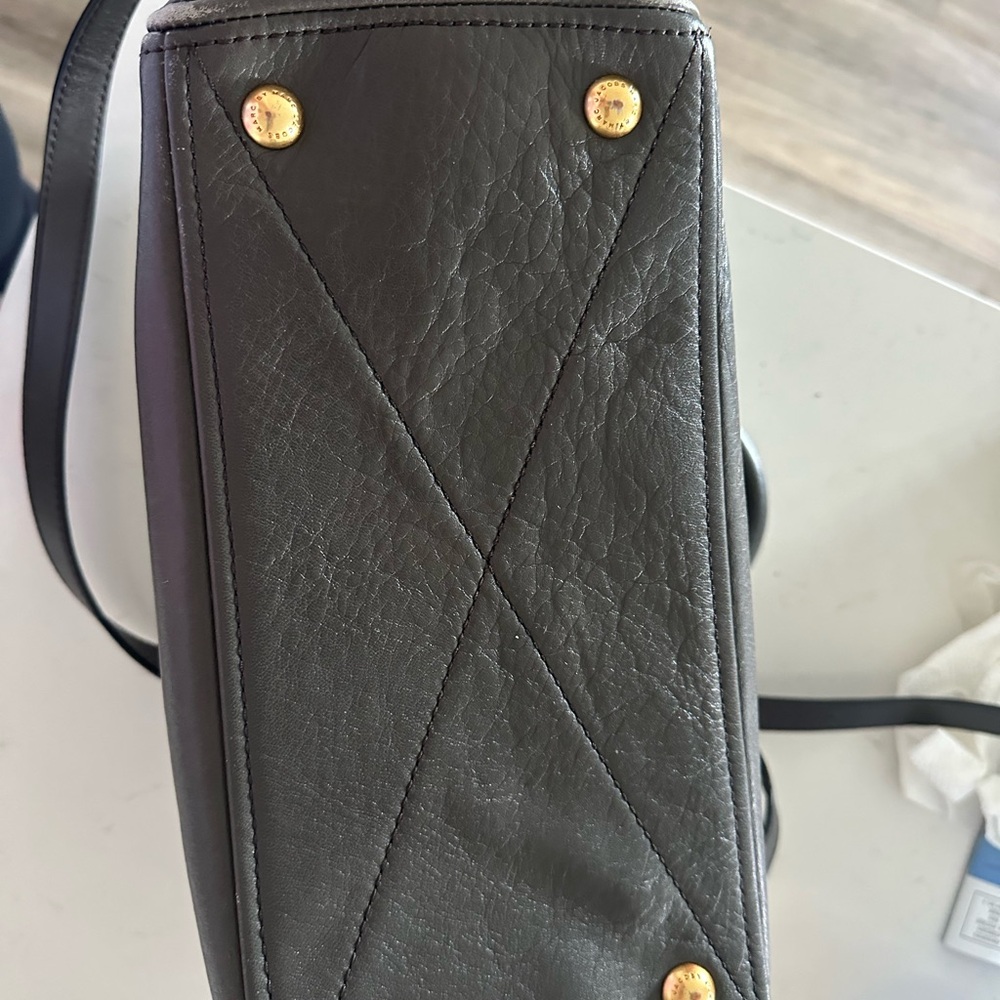 Marc by Marc Jacobs dirty martini and Gold Leather Tote - Picture 7 of 7